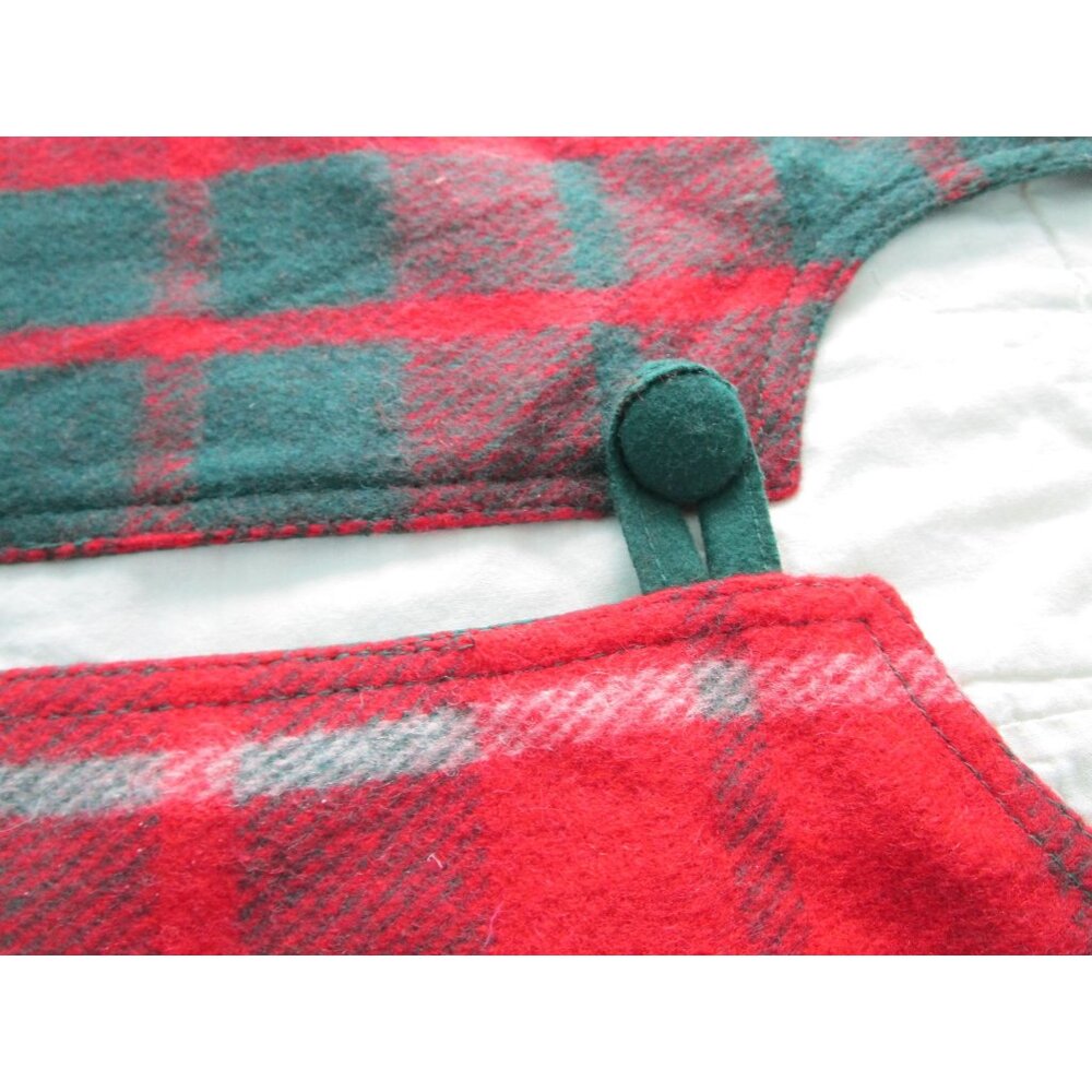Vintage Tartan Wool Blend Cozy Christmas Tree Skirt Green Red Plaid GUC - Picture 9 of 11
